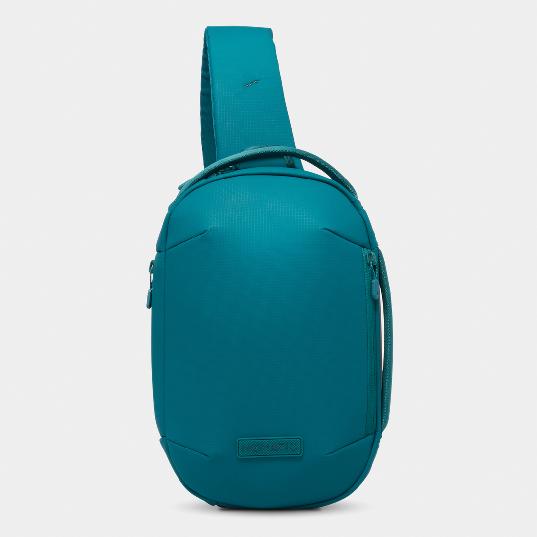 Nomatic Navigator RS Sling 6L Color:Juniper Front Strap View#color_juniper