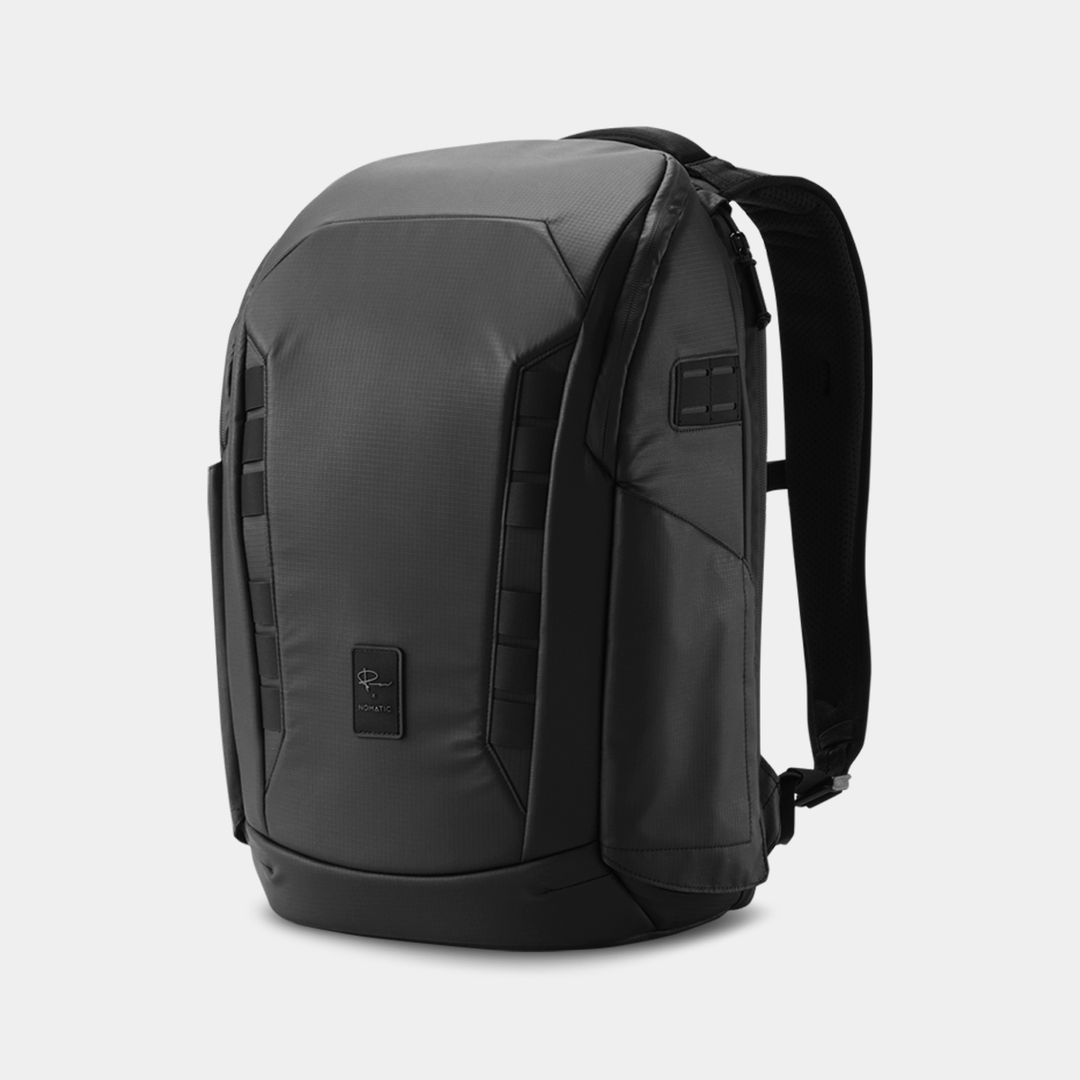 Nomatic Black McKinnon Camera Pack 25L Angle Side View#bundle_25l-pack