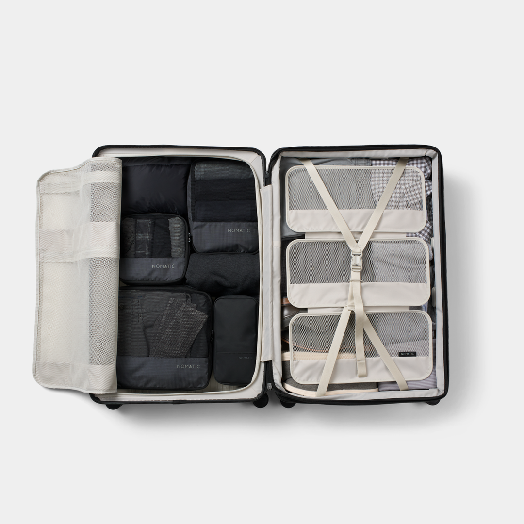 Inside view of the Method Luggage Check-In with packing cubes 
#color_gray